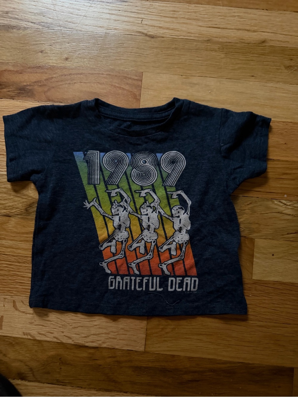 Grateful Dead Kids Short-Sleeve Tee with Rainbow 1989 Graphic - Black